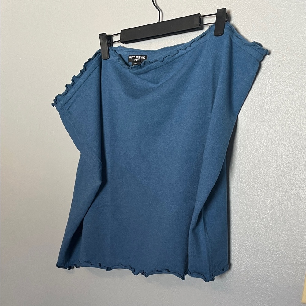 Pretty Little things PLUS Blue Women's mini Skirt